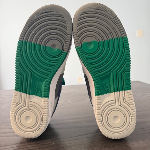 Big Kid's Nike Air Force 1 LV8 1 Light Silver/Deep Royal Blue (FB9035 001) - 6Y - Picture 8 of 10